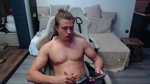 Sunny-Girl1's Webcam Show