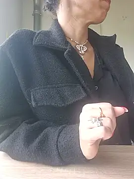 misscectito13 XXX чат на живо