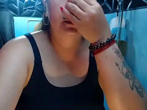 ambersmile Adlı Modelin Canlı XXX Sohbeti