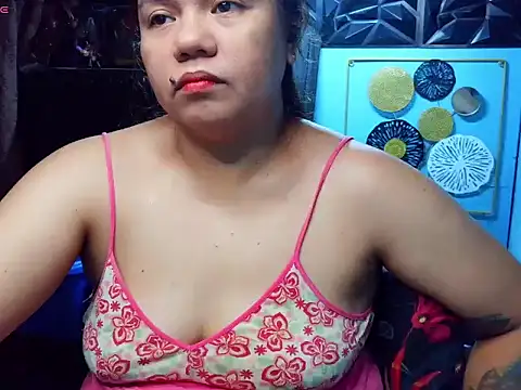 ambersmile Adlı Modelin Canlı XXX Sohbeti