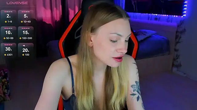 BiMolly's Live XXX Chat
