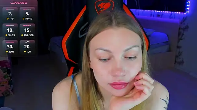 BiMolly live XXX chat