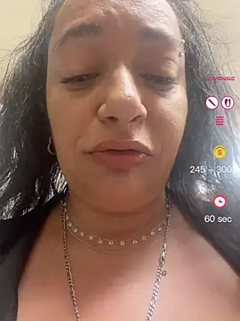 PichyPrettyPussy: διαδικτυακό σόου στην κάμερα