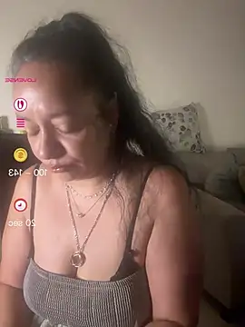 PichyPrettyPussy's Webcam Show