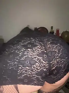 PichyPrettyPussy Show in webcam