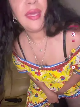 โชว์เว็บแคมของ PichyPrettyPussy