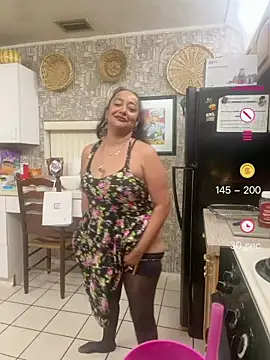 PichyPrettyPussy's Webcam Show