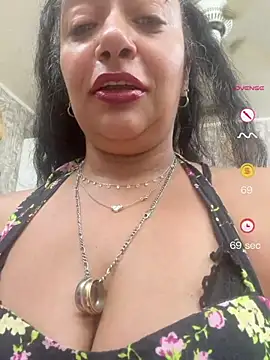 PichyPrettyPussy's Webcam Show