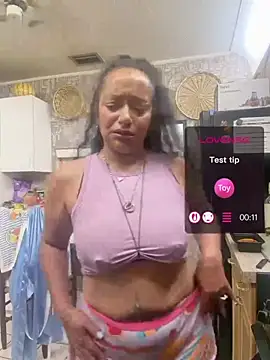PichyPrettyPussy webkamerás műsora