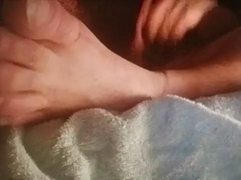 Taking_Scorpion Show Webcam