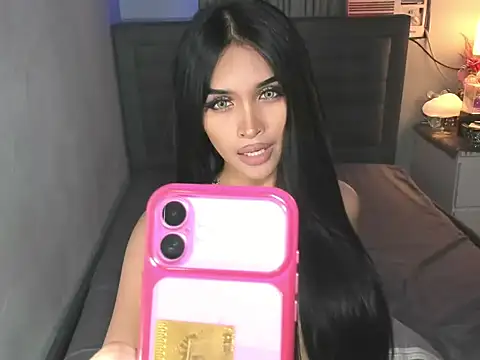 PrettyYoungHugeCockTS Adlı Modelin Web Kamerası Şovu