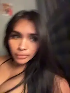 PrettyYoungHugeCockTS Show in webcam
