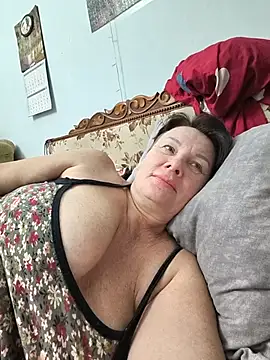 _lady_red_'s Webcam Show