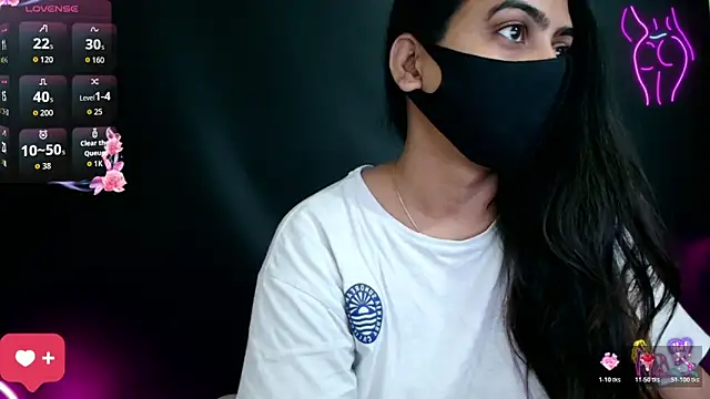 DesiZoya's Live XXX Chat