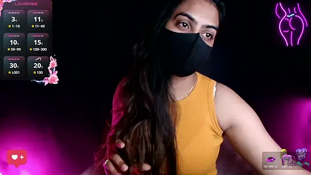 DesiZoya's Live XXX Chat