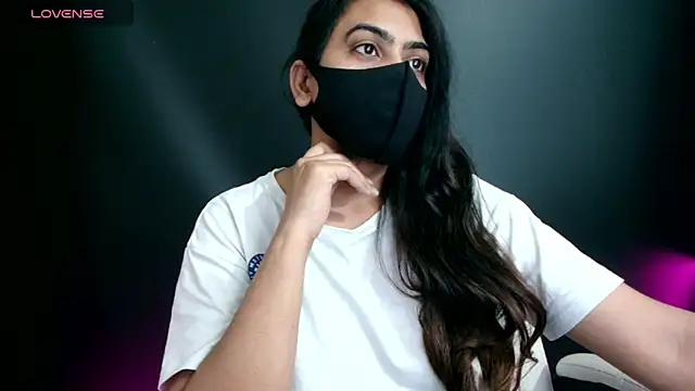 DesiZoya's Webcam Show