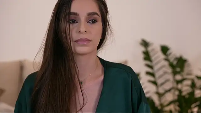 DoviaClaire's Live XXX Chat
