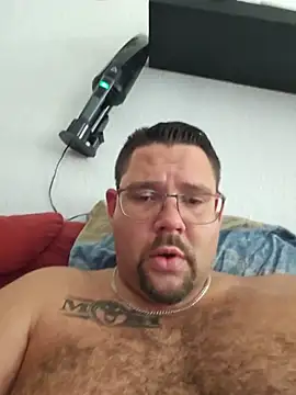 sexykevin17cm Webcam-Show