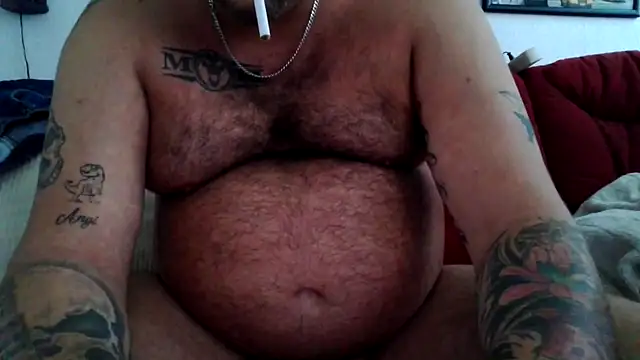 sexykevin17cm Show in webcam