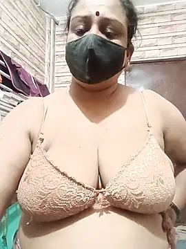 Naina_Hot69のウェブカメラショー