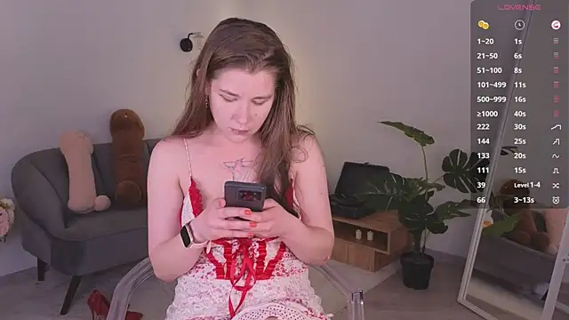 Mira_Falls XXX чат на живо