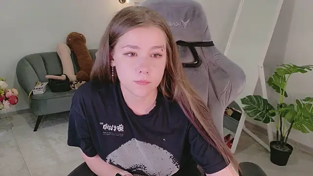 Mira_Falls' Webcam Show