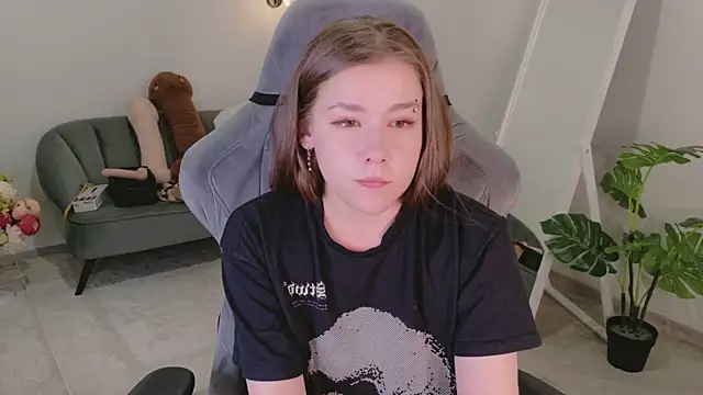 Онлайн чат XXX Mira_Falls