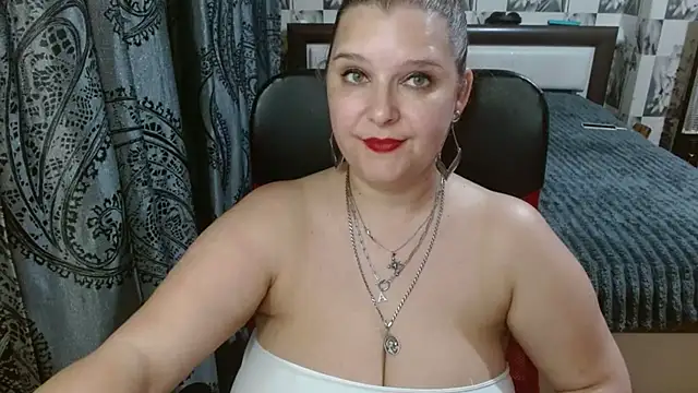Boolochka Chat XXX in diretta