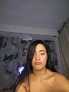 SaharQamar 即時 XXX 聊天