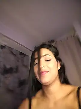 SaharQamar's Live XXX Chat