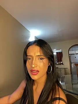 SaharQamar XXX чат на живо