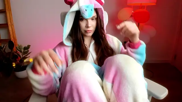 stacyluxxe 在線直播表演