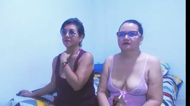 sexycristina_2's Webcam Show