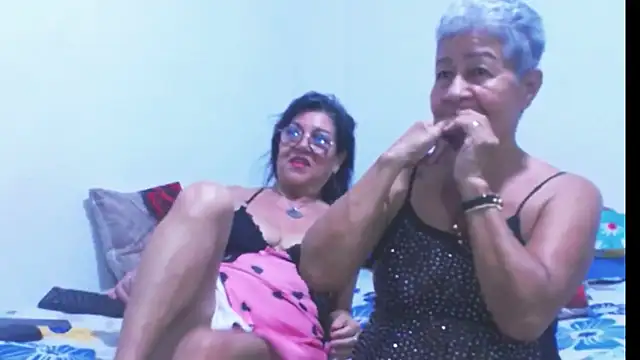 Show modela sexycristina_2 na web-kameri