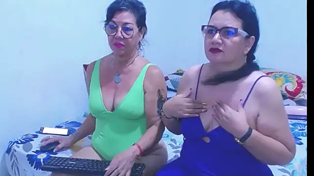 sexycristina_2: διαδικτυακό σόου στην κάμερα
