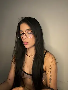 Sammy_pink Show in webcam