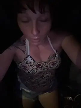 XXX chat uživo modela RebelReign