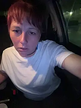Chat XXX en directo de RebelReign