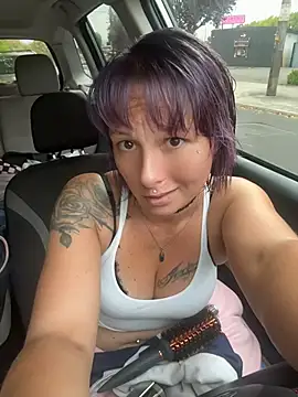 Chatroom XXX en direct de RebelReign