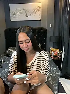 HOTTESTCANDYTS Webcam show