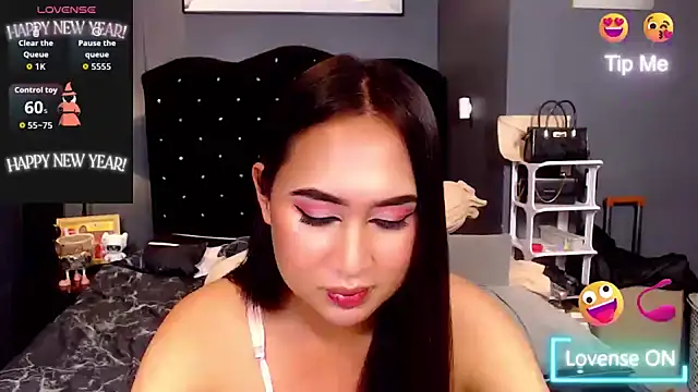 Pertunjukan Kamera Web HOTTESTCANDYTS