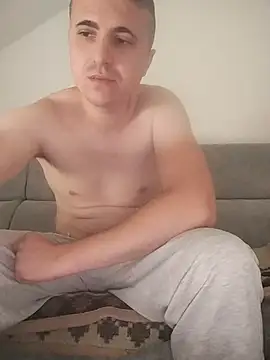 MrNoBoDy000's Live XXX Chat