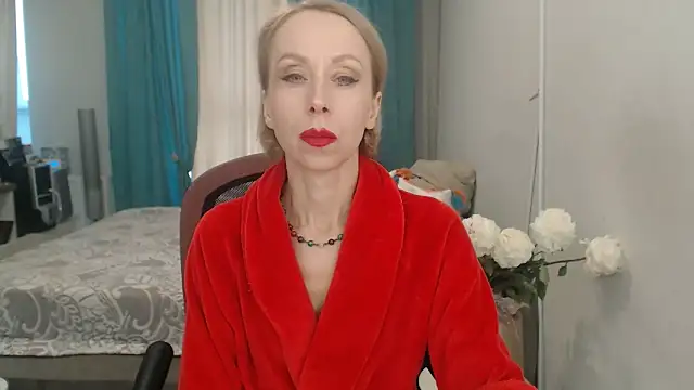 LuxuryNika Chat XXX live