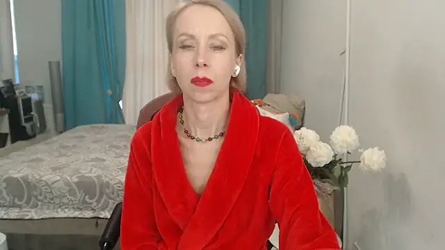 LuxuryNika – webcam-show