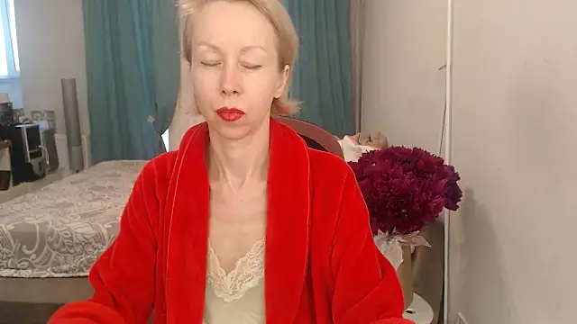 LuxuryNika 在線直播表演