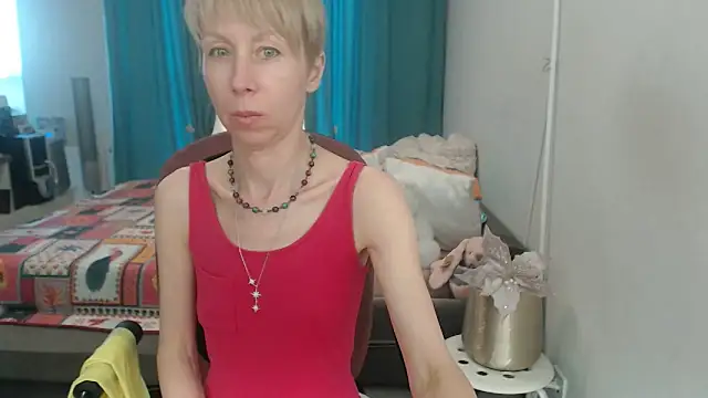 LuxuryNika – Live XXX-chat