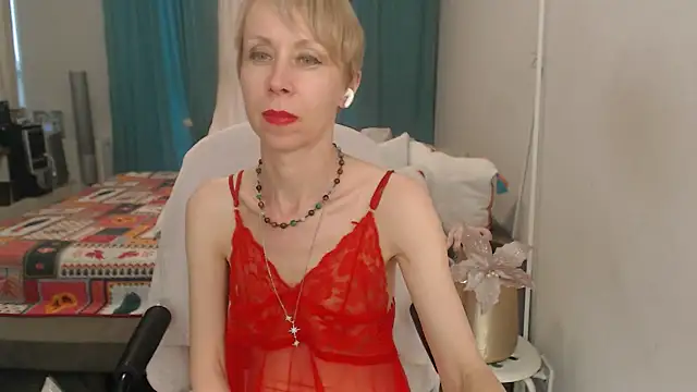 LuxuryNika's Webcam Show