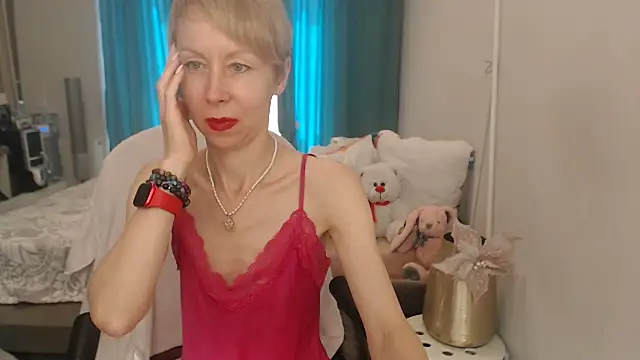 LuxuryNika Webcam Show