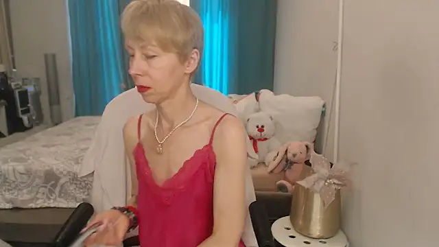 แชท XXX สดของ LuxuryNika
