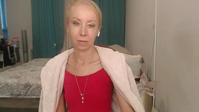 LuxuryNika – Live XXX-chat